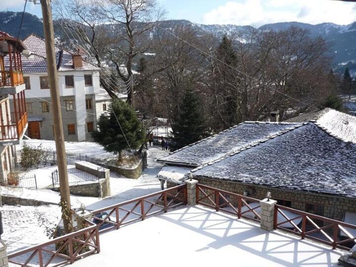 Eufrosini Guesthouse Metsovo Bagian luar foto